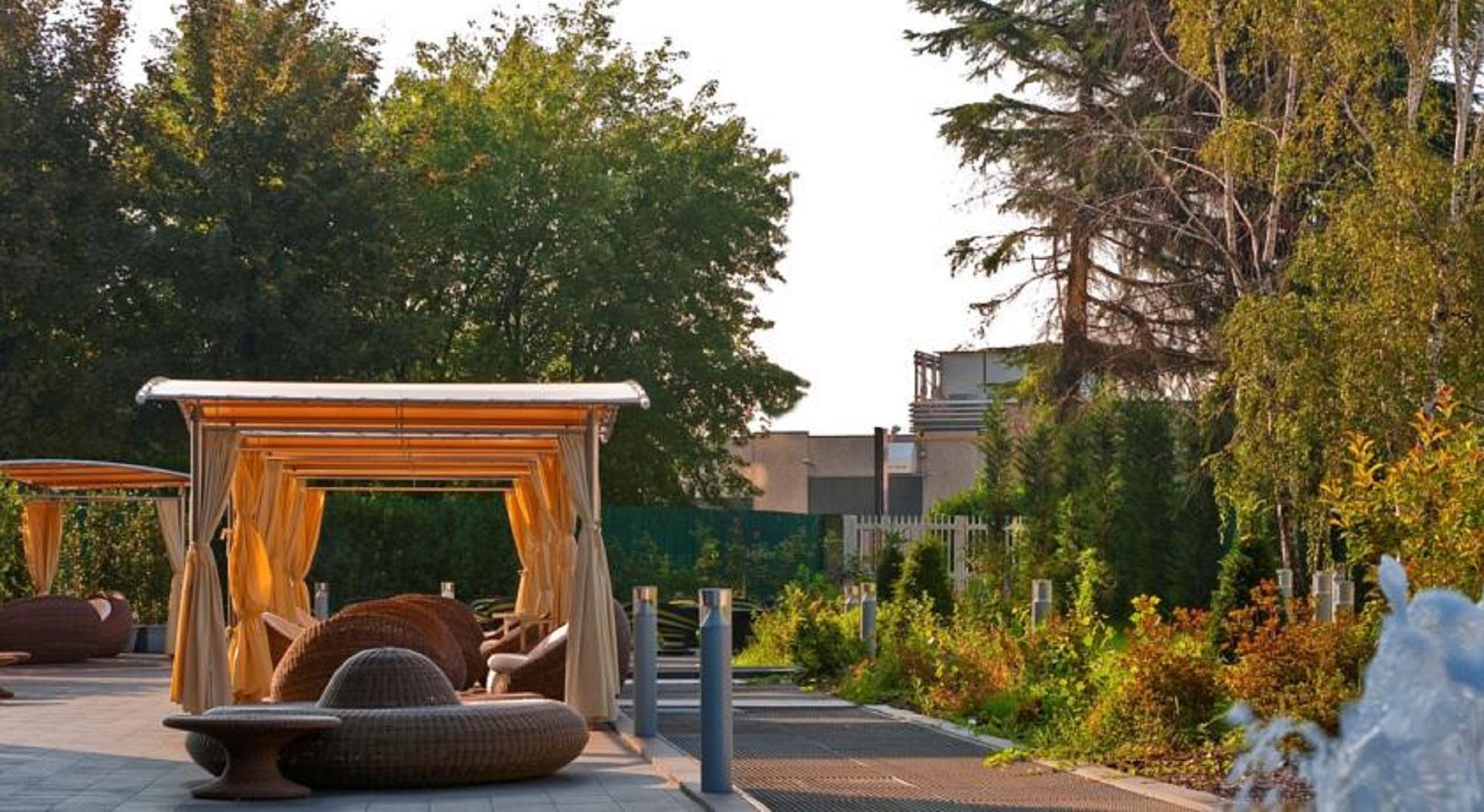 Best Western Plus The Hub Hotel Milan Bagian luar foto