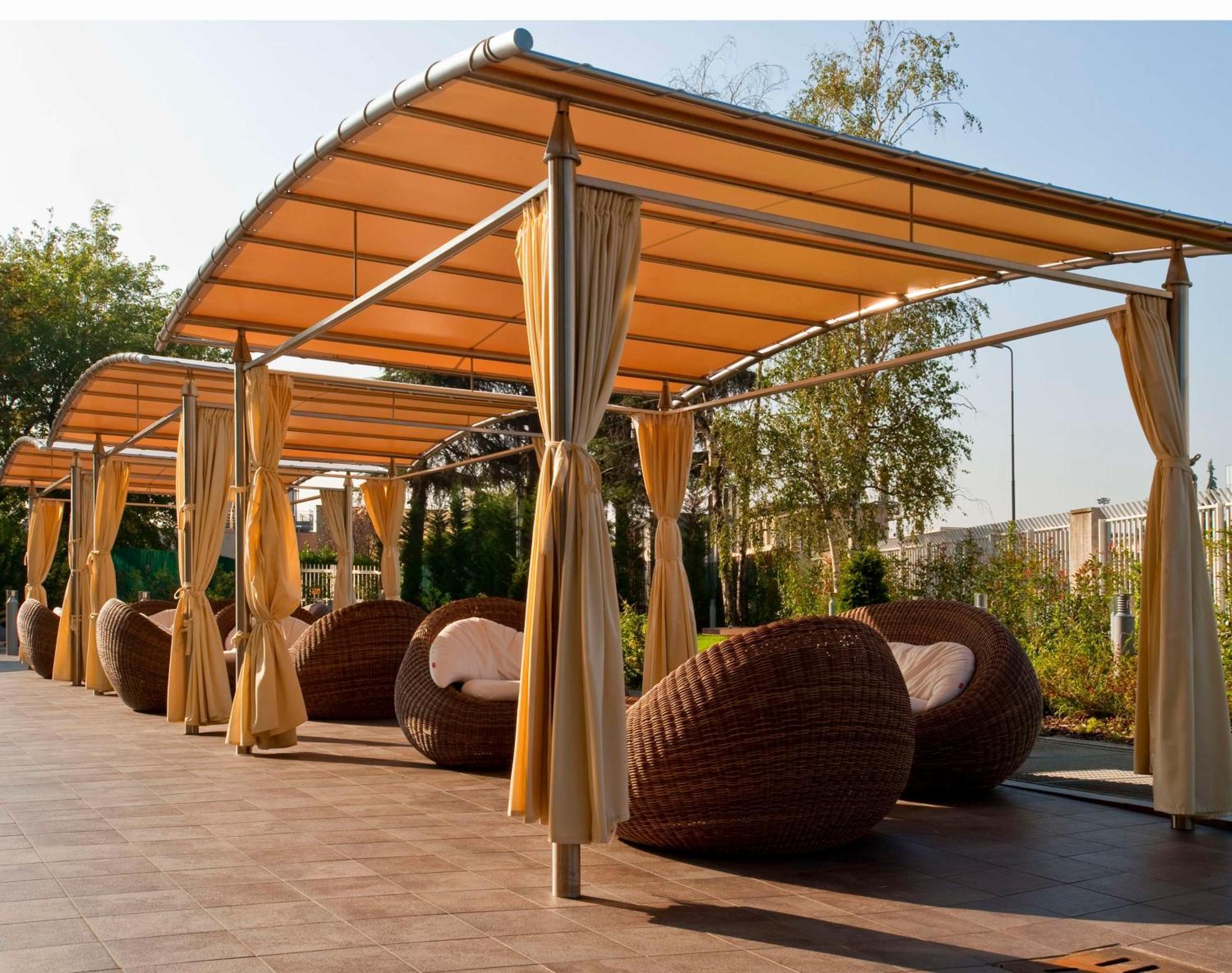Best Western Plus The Hub Hotel Milan Bagian luar foto