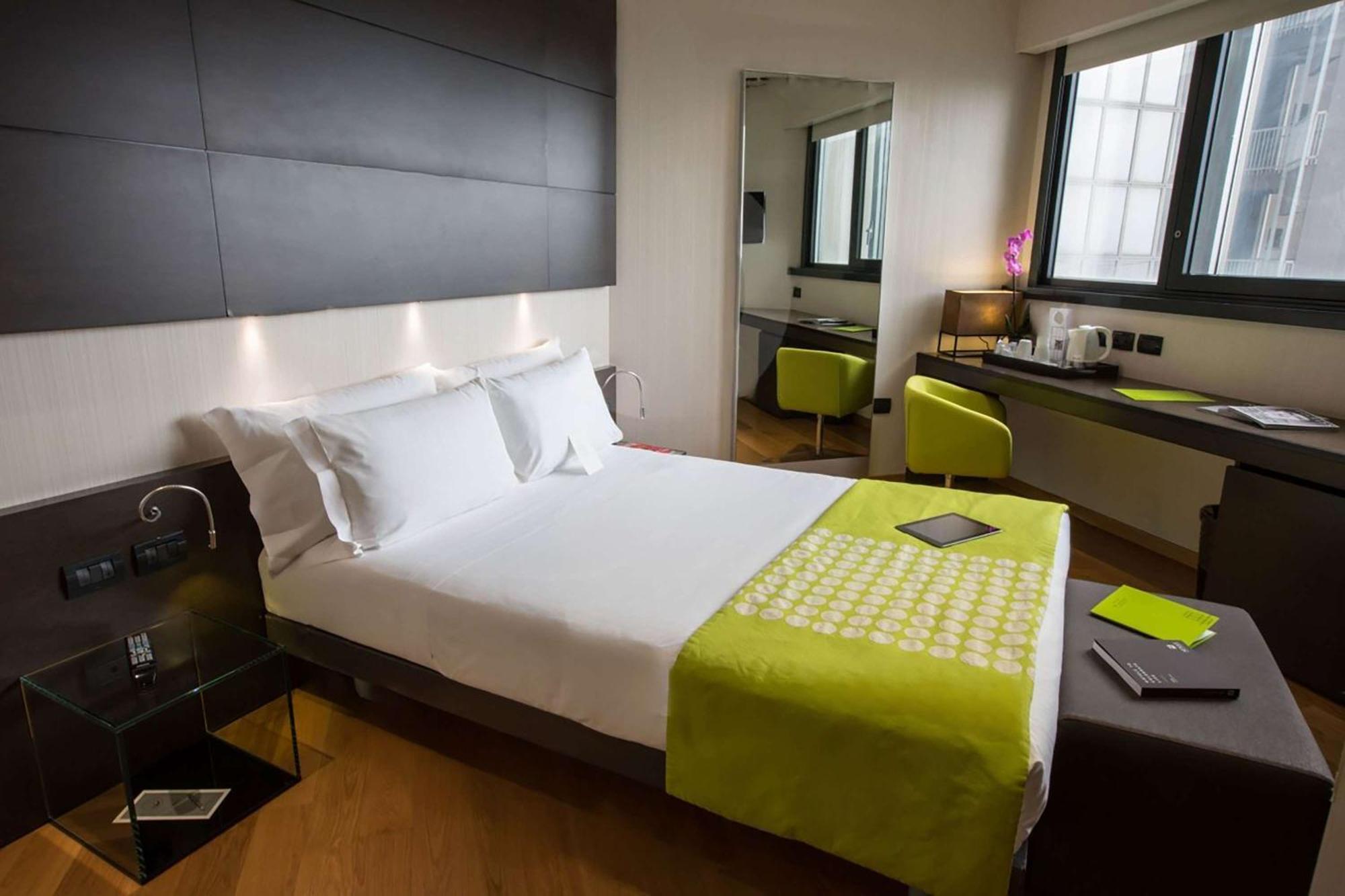 Best Western Plus The Hub Hotel Milan Bagian luar foto