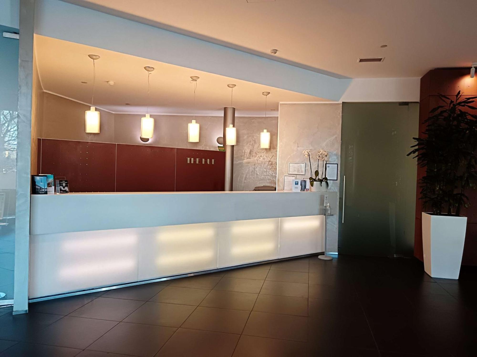 Best Western Plus The Hub Hotel Milan Bagian luar foto